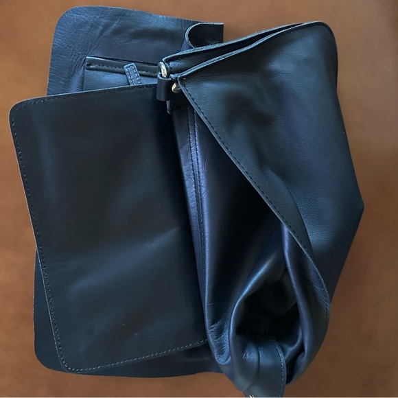 Marciano xElin Kling All Soft Leather 2-Way Clutch/Shoulder Bag - Picture 4 of 16